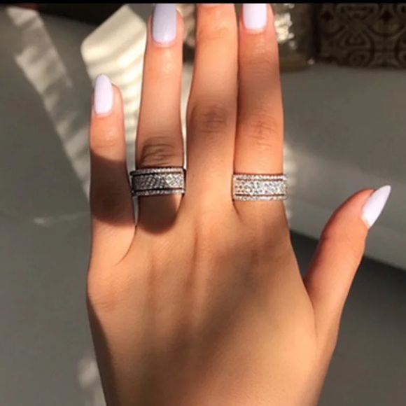 925 Silver Elegant Rhinestone Crystal Ring - Picture 3 of 5